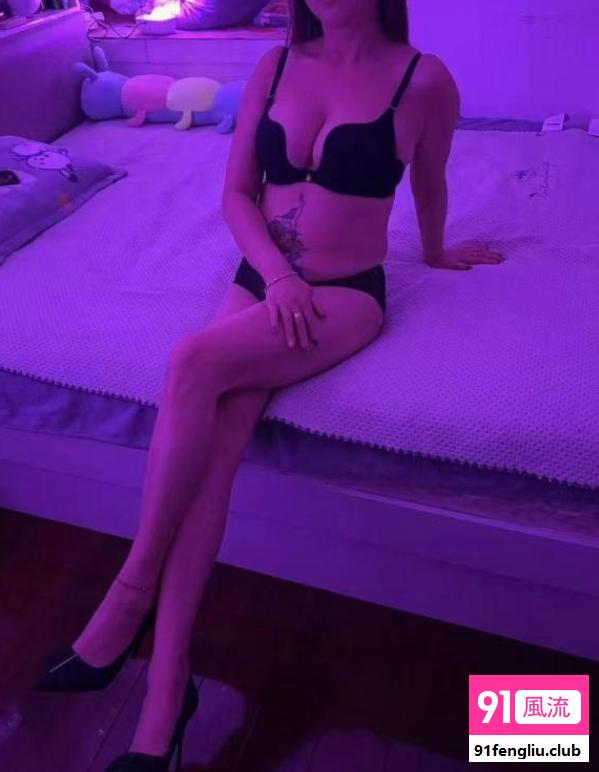 风骚大奶妩媚娘